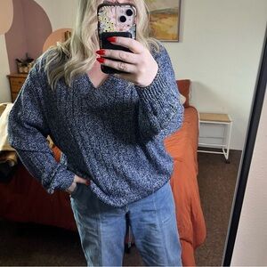 St. John Sport Navy V-Neck Sweater wool blue sz L pullover knit coastal